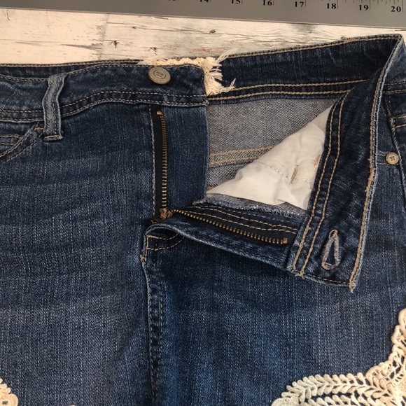 Altair’s State Denim Lace Mini Skirt 25 - Picture 10 of 10